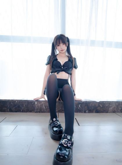 欧美选美大赛美女模特_蓝光日韩免费观看